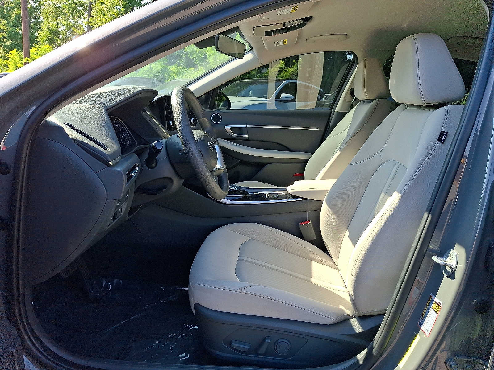 2022 Hyundai Sonata SEL - Photo 14