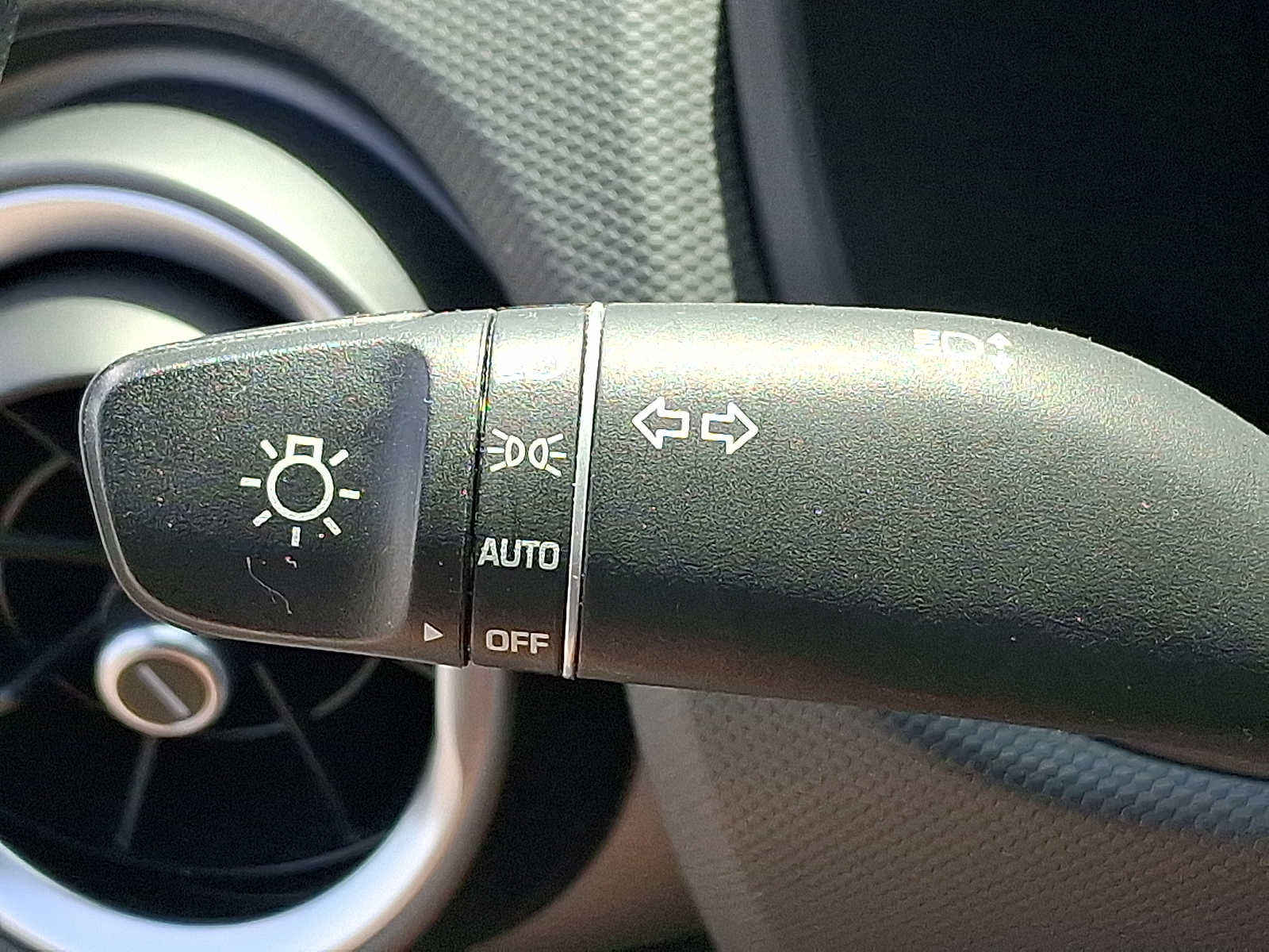 2023 Hyundai Kona SEL - Photo 26