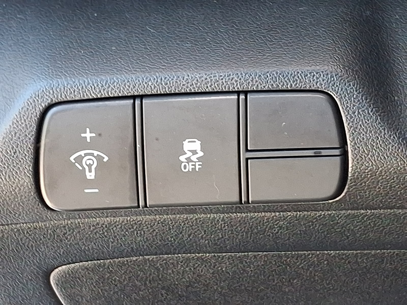 2025 Hyundai Elantra SEL - Photo 24