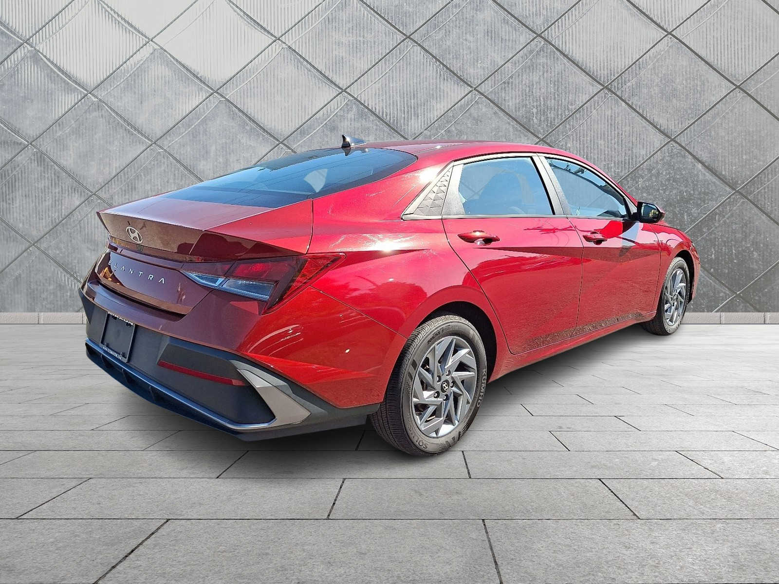 2024 Hyundai Elantra SEL - Photo 7