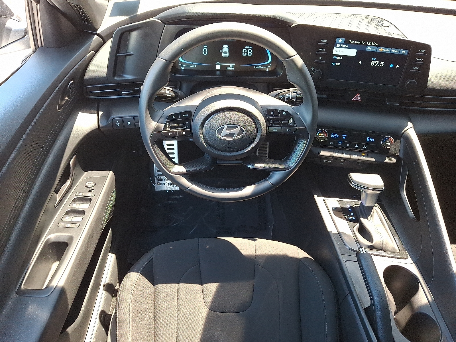 2025 Hyundai Elantra SEL - Photo 12
