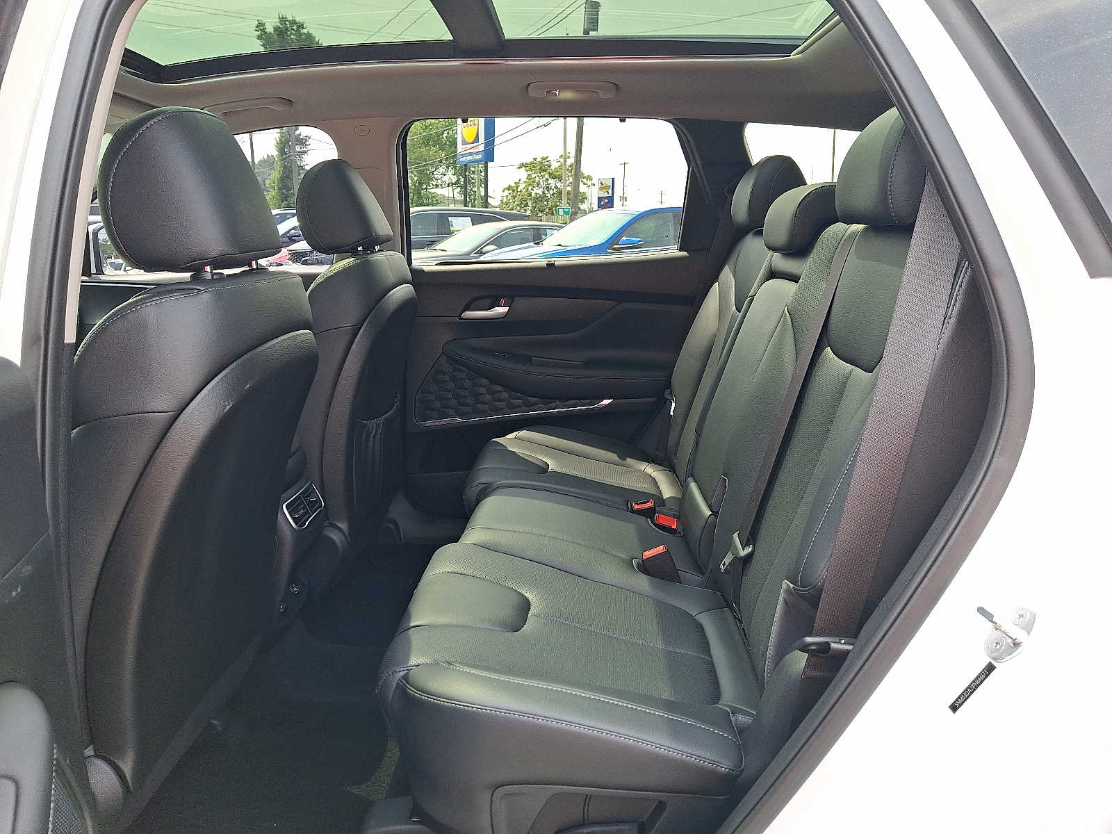 2023 Hyundai Santa Fe SEL - Photo 11