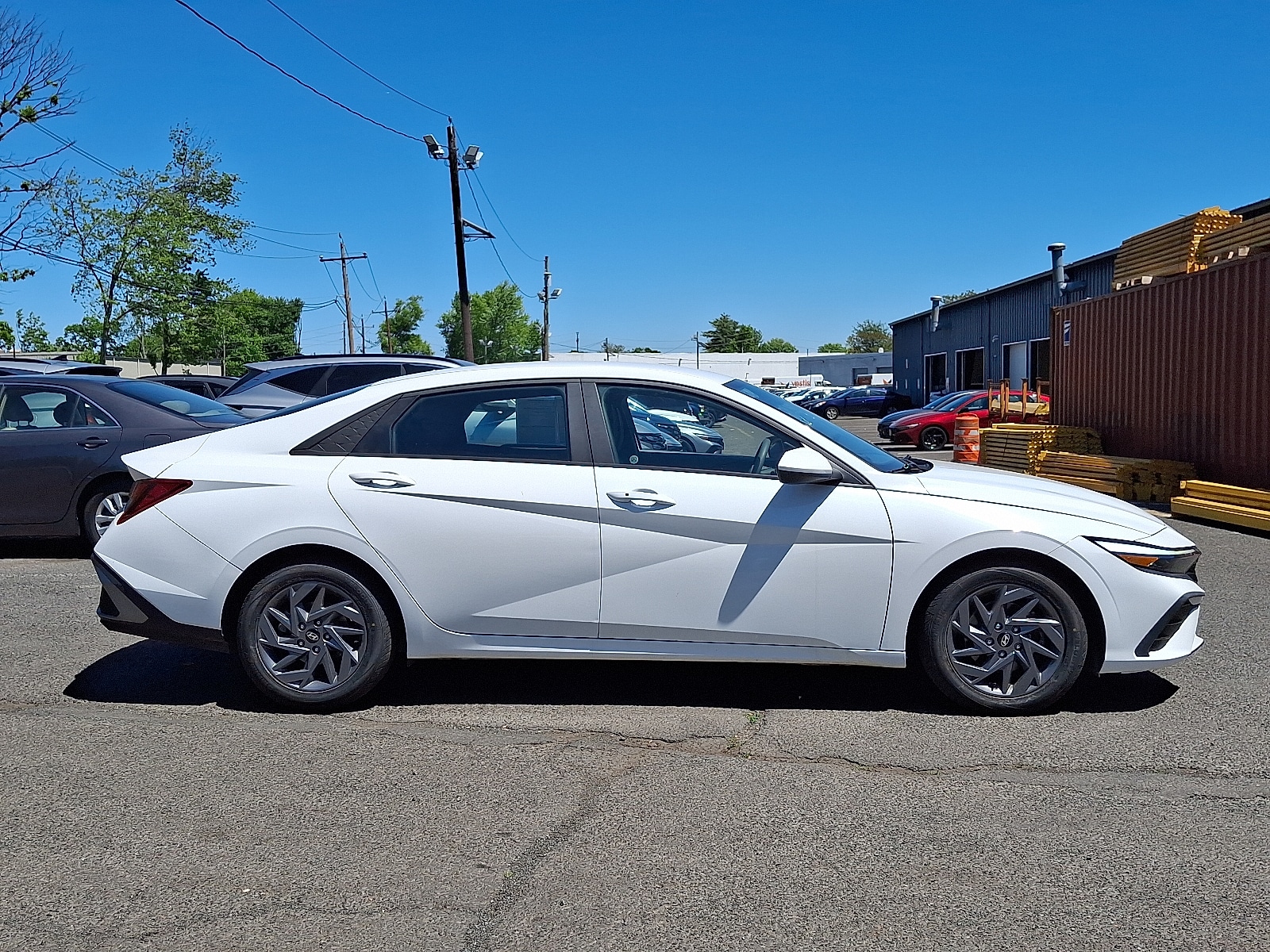 2024 Hyundai Elantra SEL - Photo 8