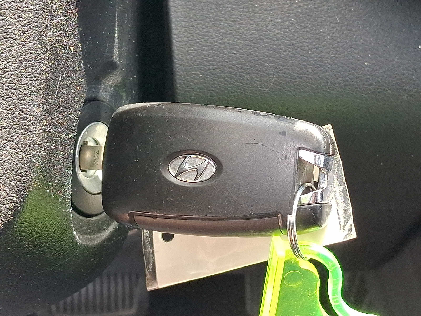 2023 Hyundai Venue SEL - Photo 24