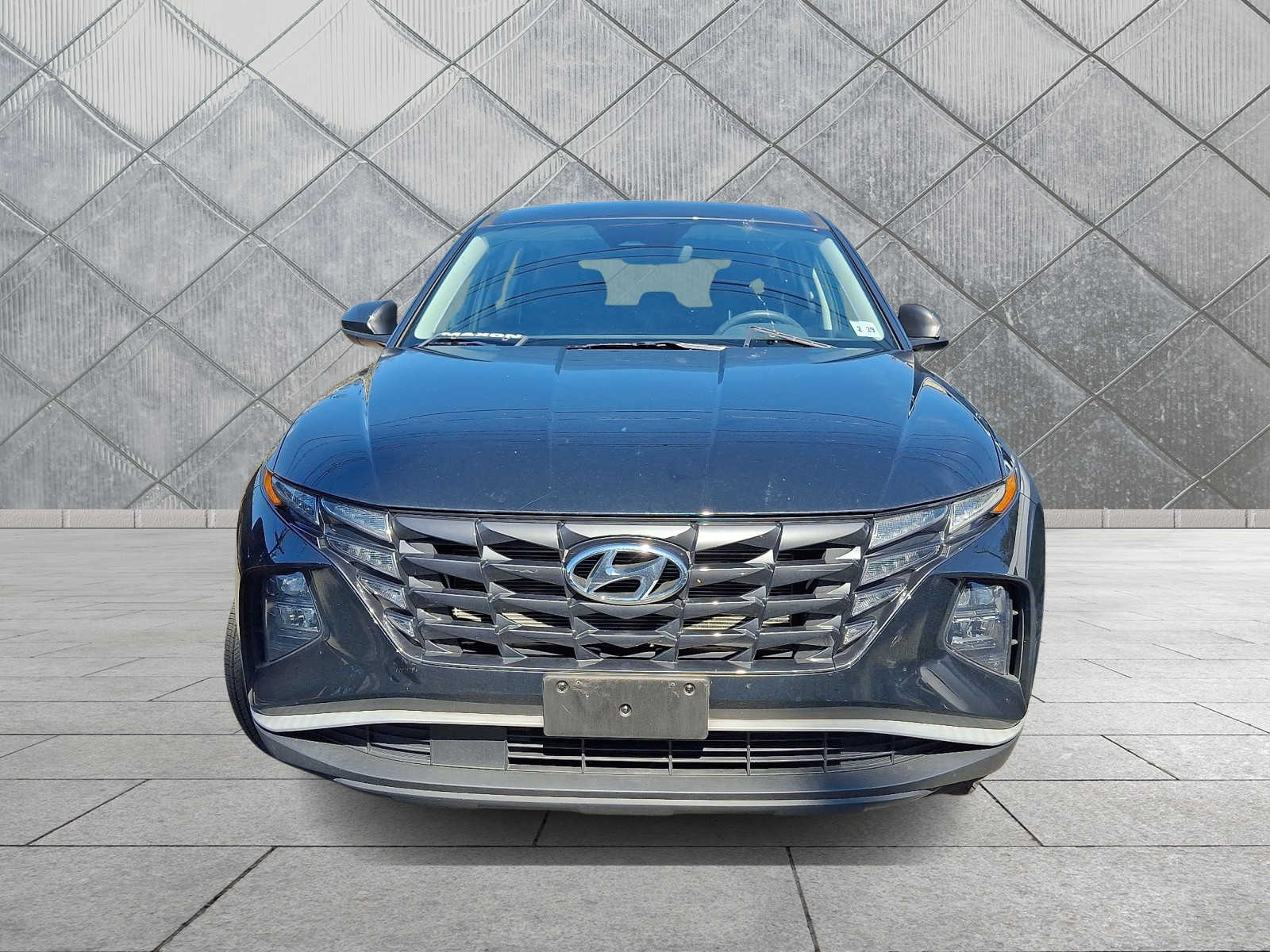 2024 Hyundai Tucson SE - Photo 2