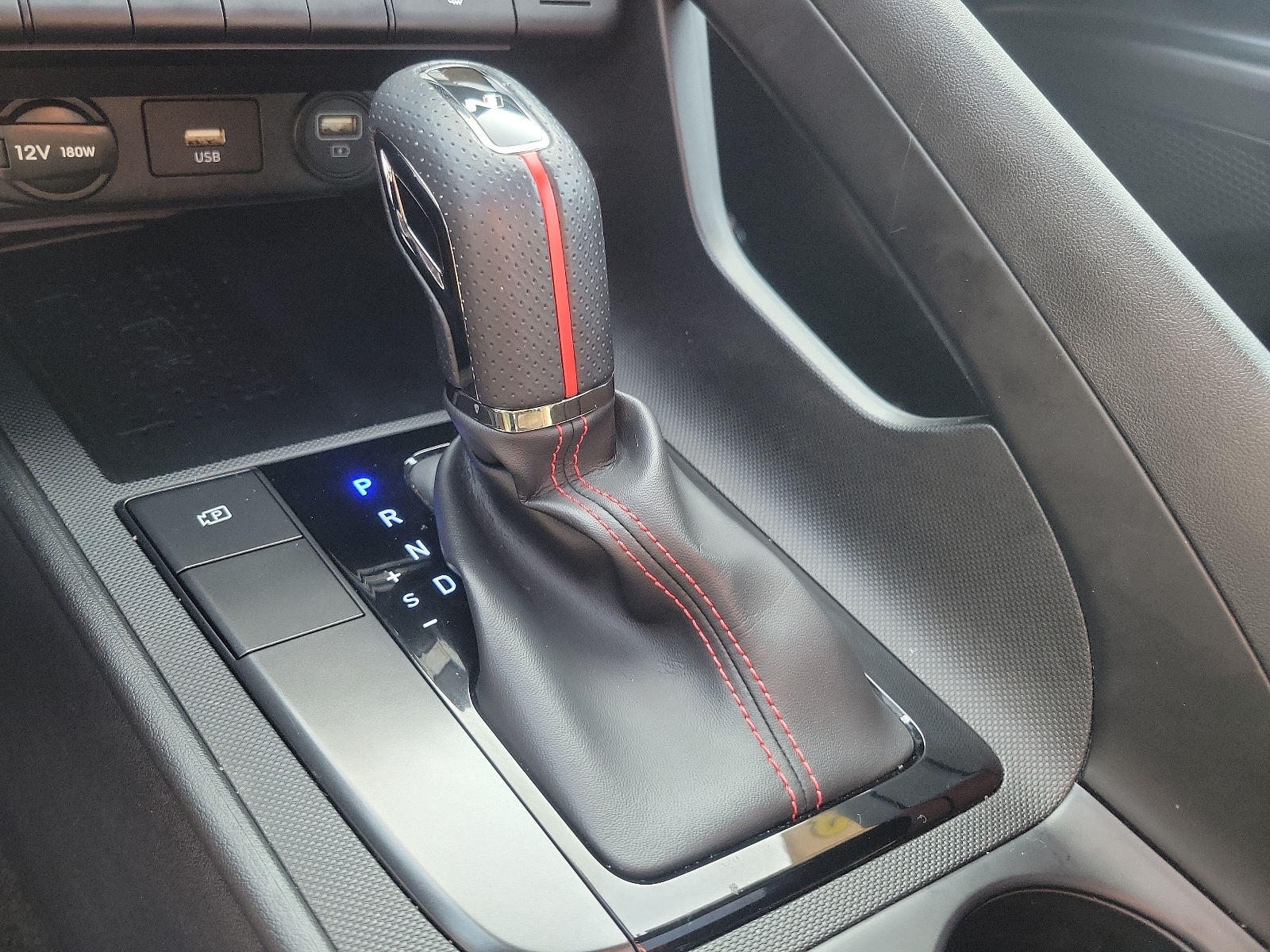 2023 Hyundai Elantra N Line - Photo 15