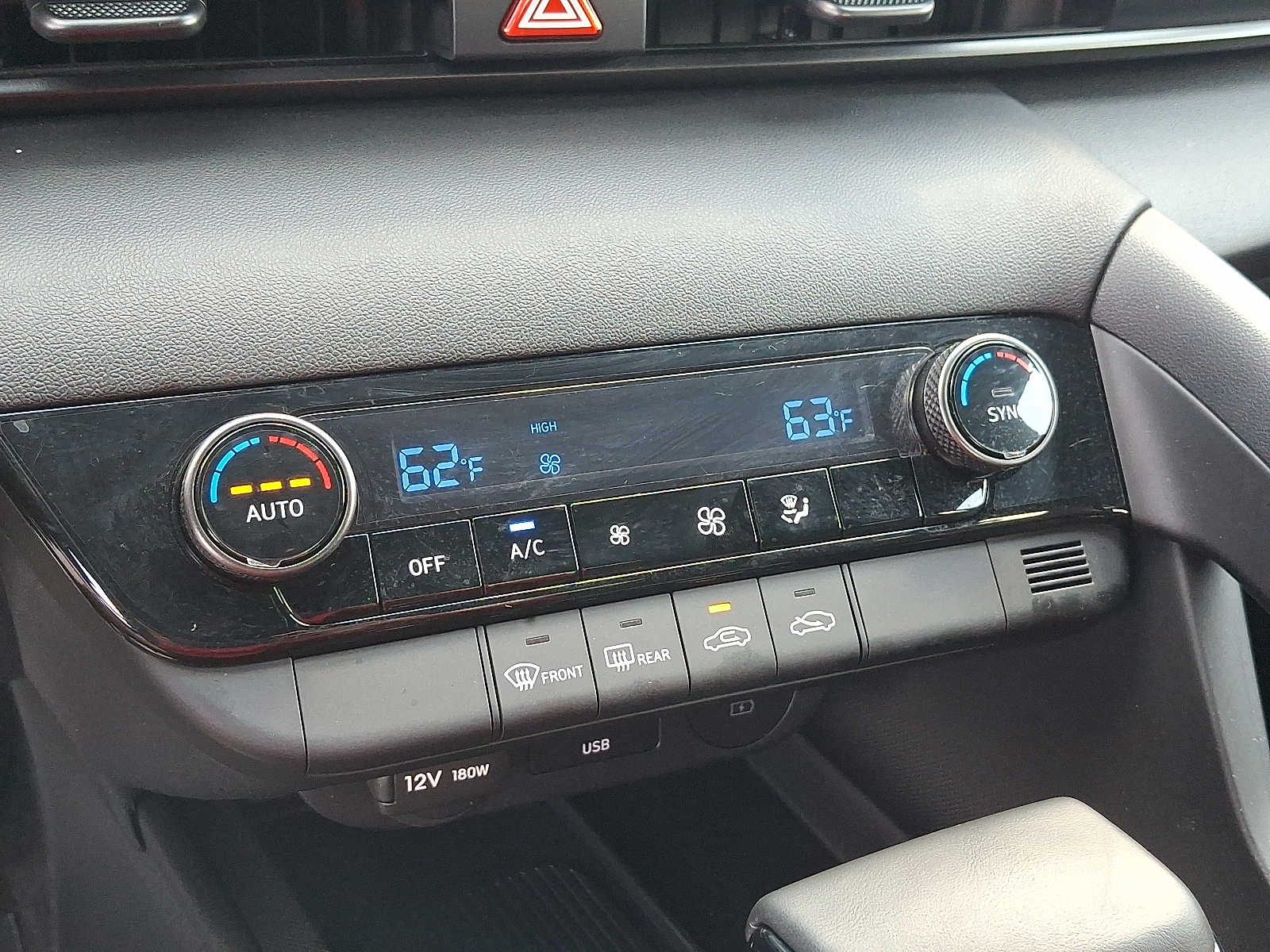 2026 Hyundai Elantra SEL Sport - Photo 16