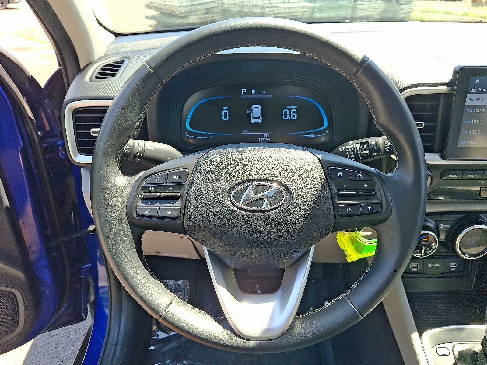 2023 Hyundai Venue SEL - Photo 19