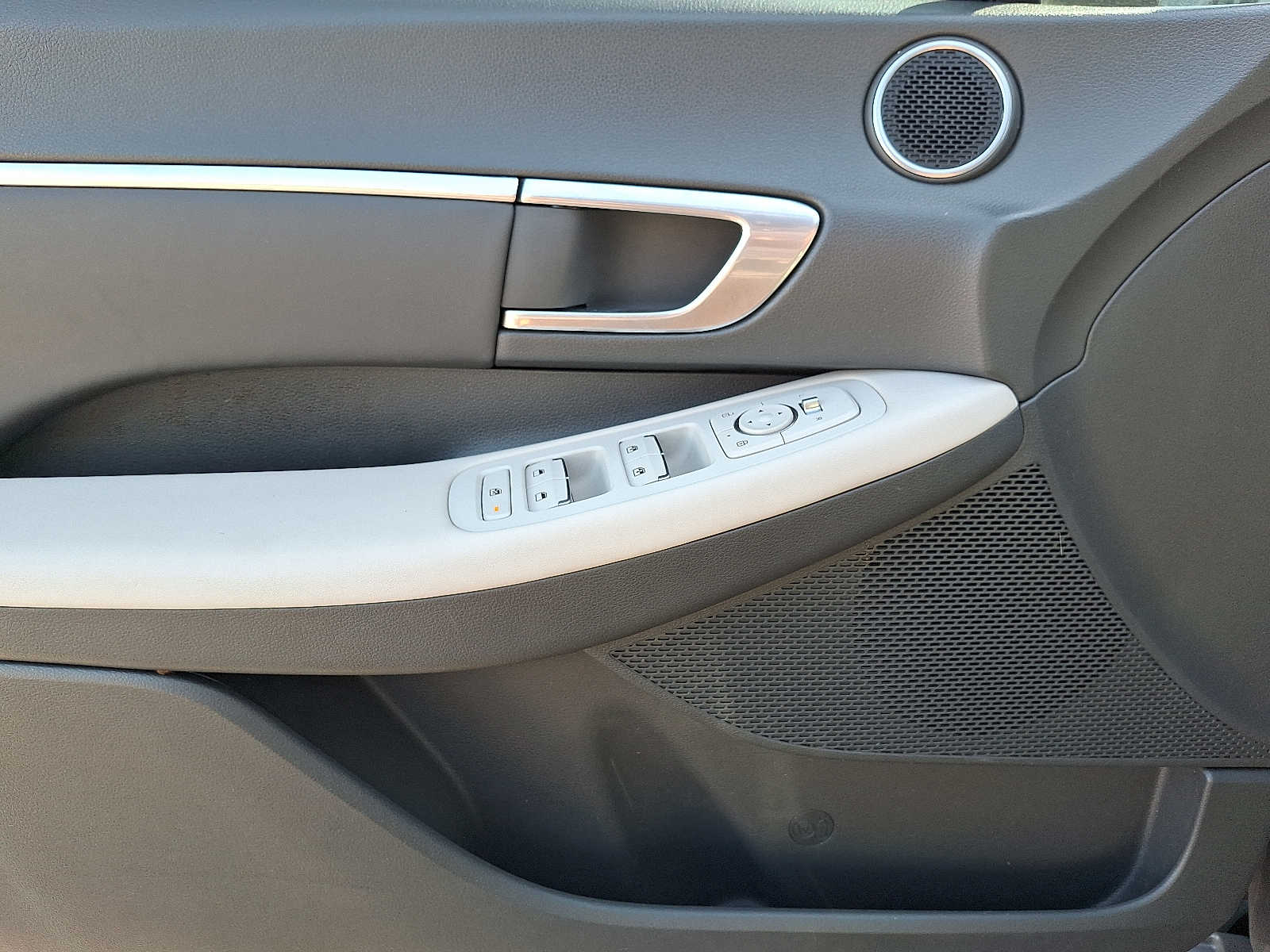 2022 Hyundai Sonata SEL - Photo 13