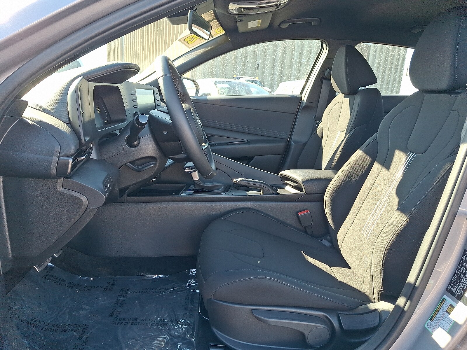 2025 Hyundai Elantra SEL - Photo 14