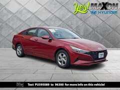 2023 Hyundai Elantra SE Sedan