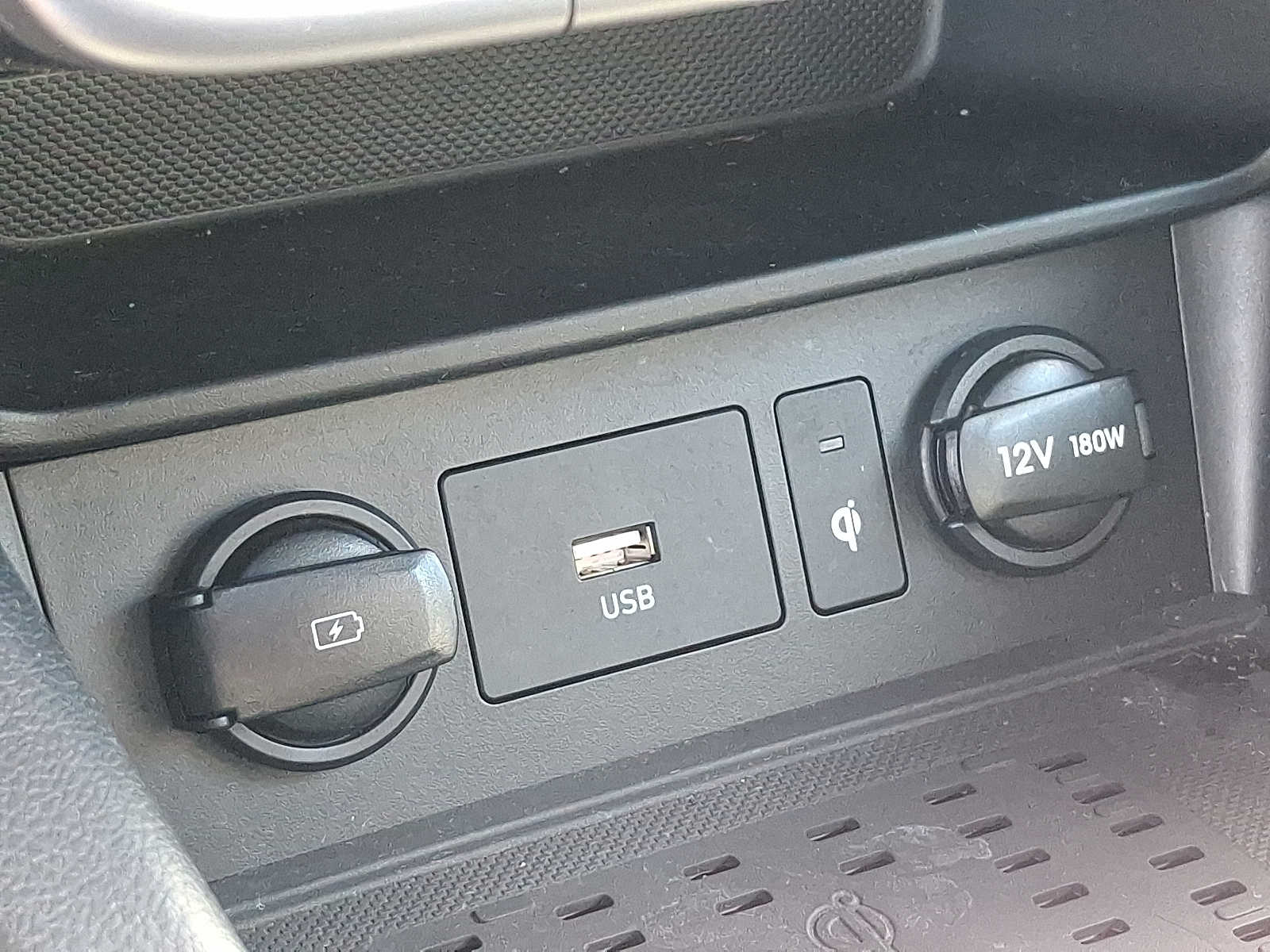 2023 Hyundai Kona Limited - Photo 26