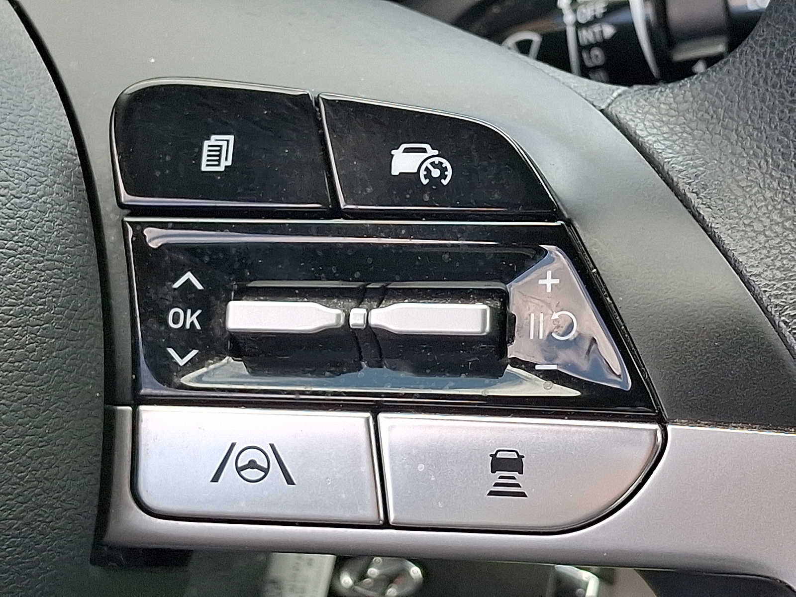 2024 Hyundai Tucson SE - Photo 22
