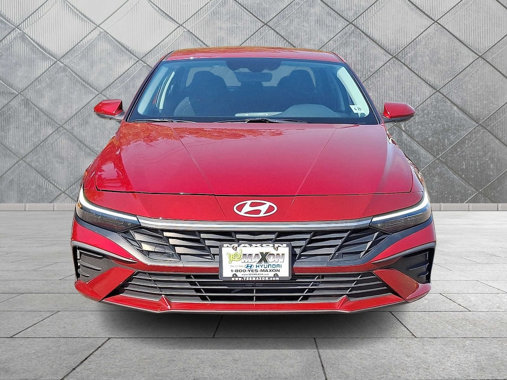 Used 2024 Hyundai Elantra SEL Sedan