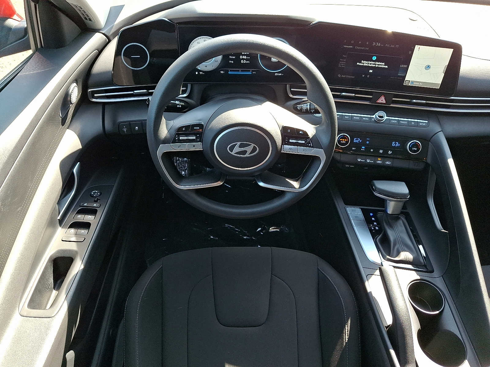 2024 Hyundai Elantra SEL - Photo 12