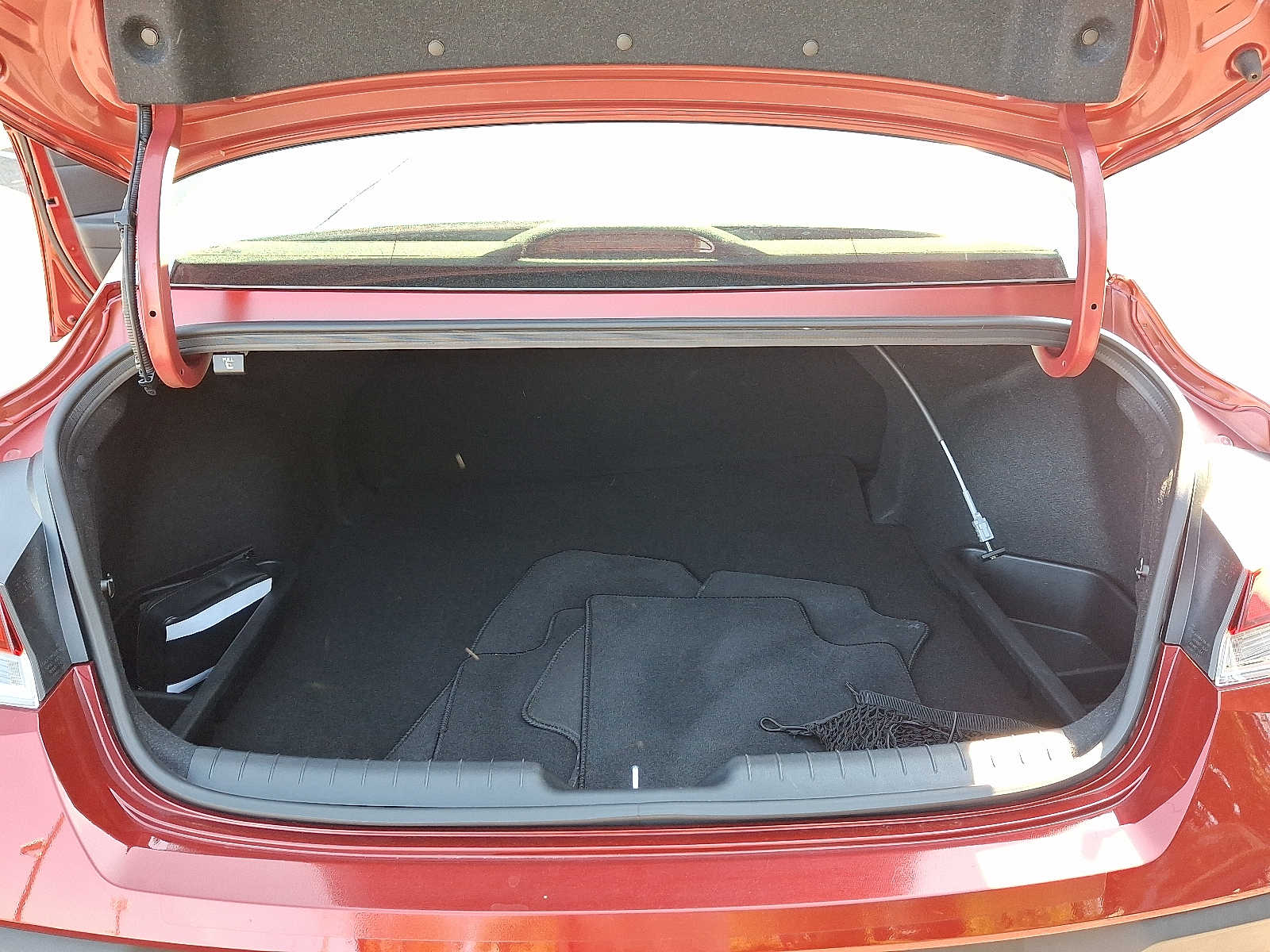 2024 Hyundai Elantra SEL - Photo 30