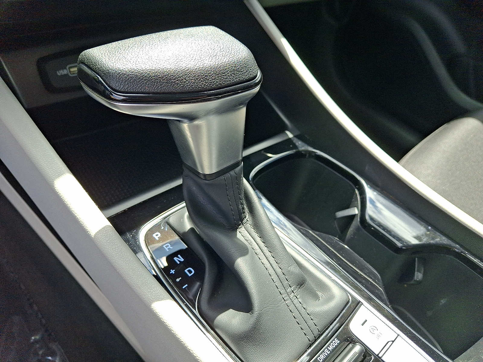 2024 Hyundai Tucson SE - Photo 15