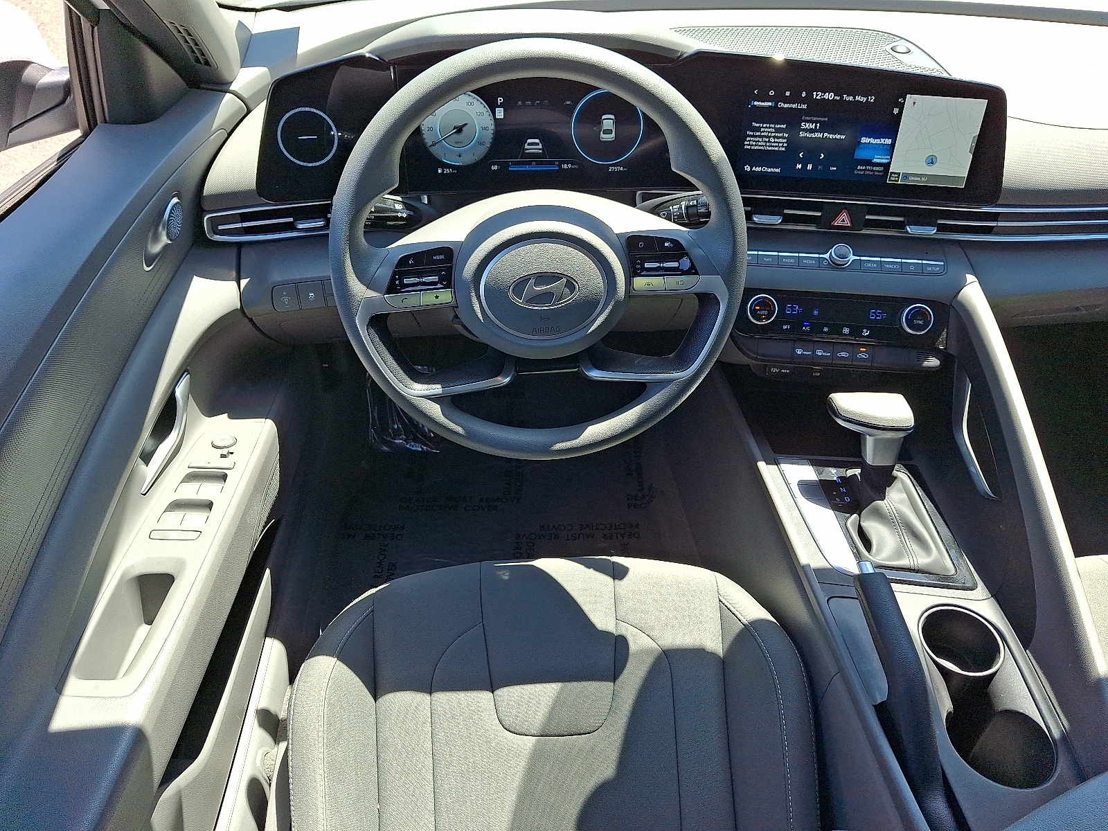 2024 Hyundai Elantra SEL - Photo 12