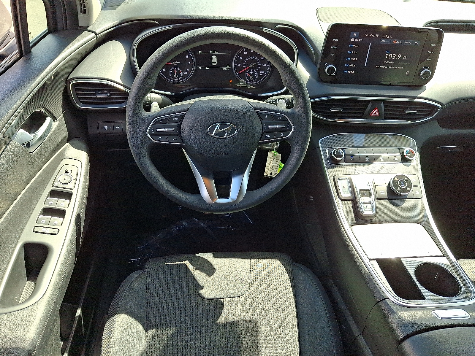2023 Hyundai Santa Fe SE - Photo 12