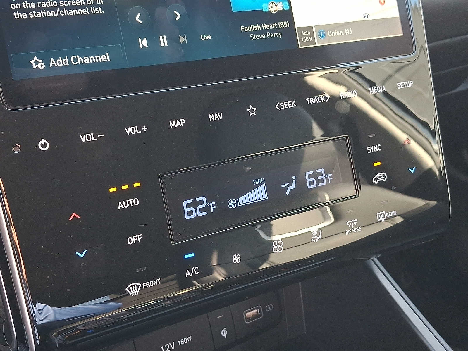 2023 Hyundai Tucson Limited - Photo 17