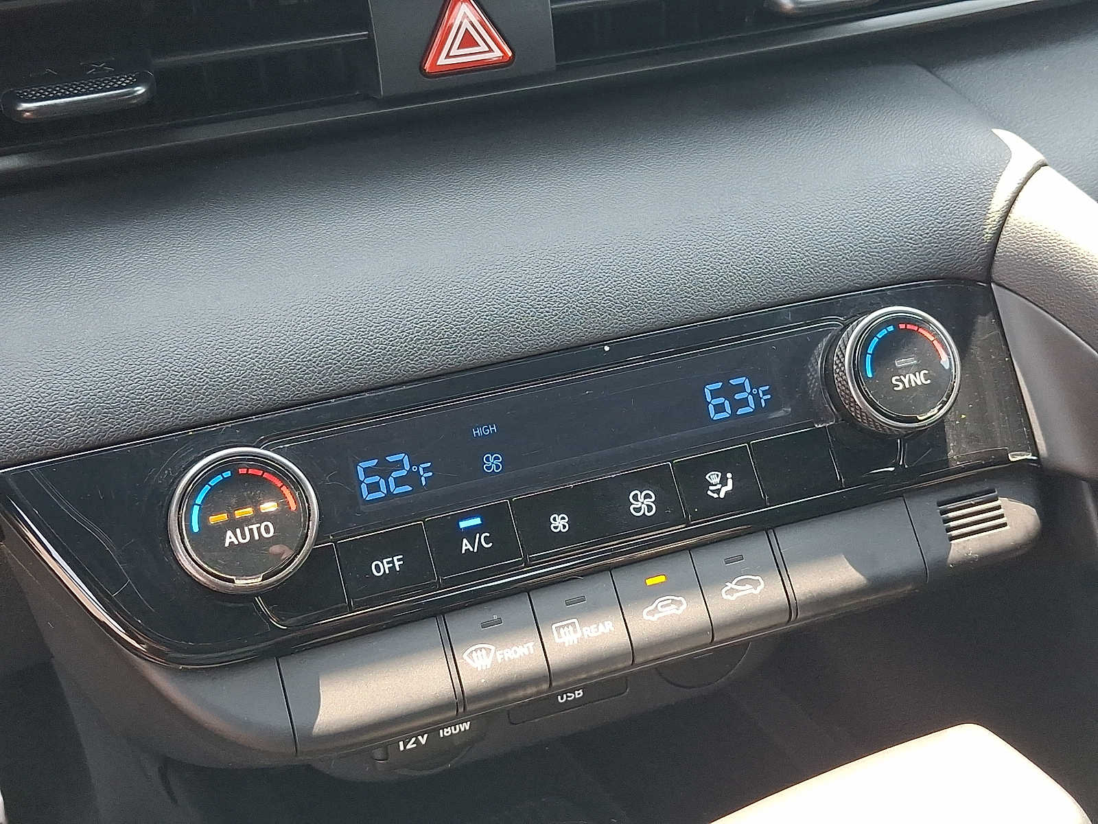 2026 Hyundai Elantra SEL Sport - Photo 16