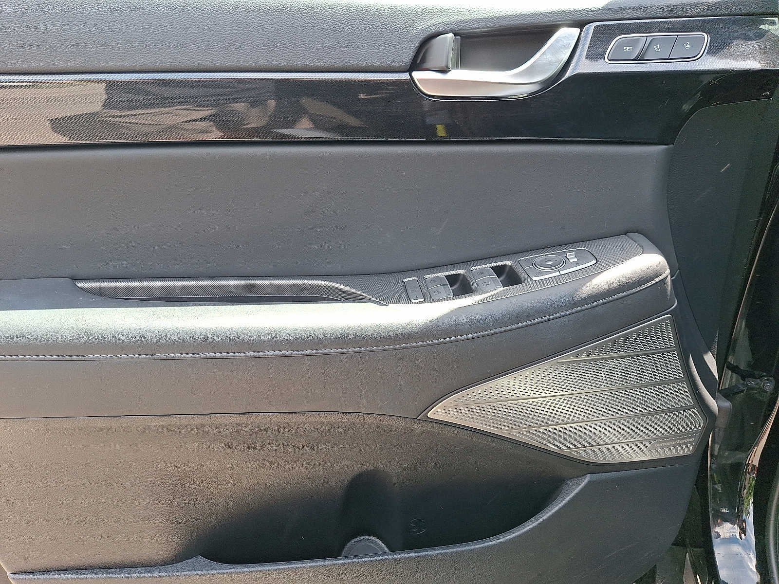 2022 Hyundai Palisade Limited - Photo 13