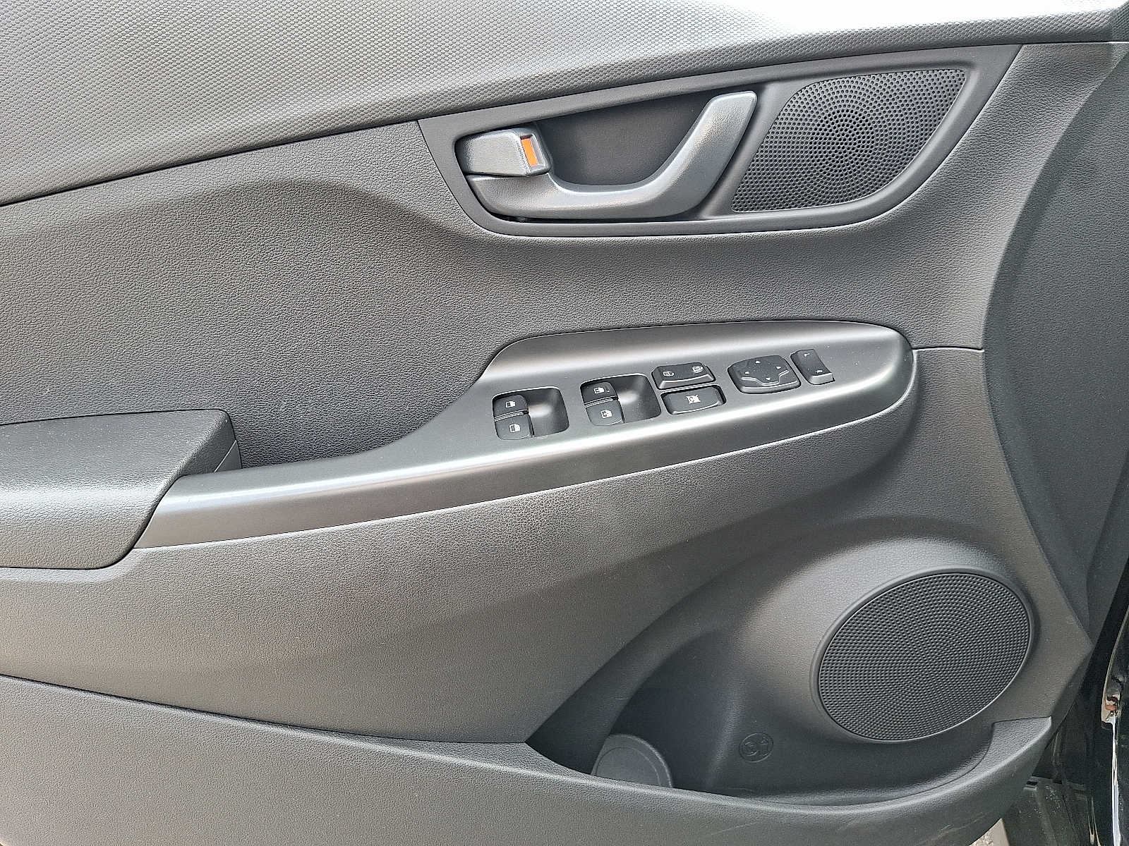 2023 Hyundai Kona SEL - Photo 13