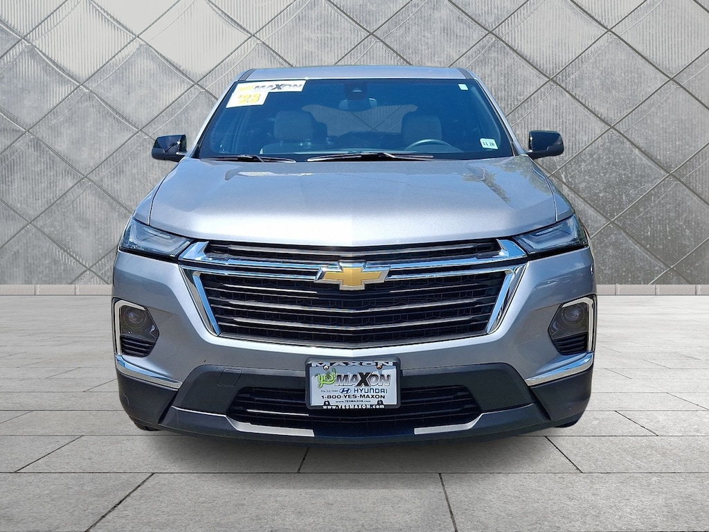Used 2023 Chevrolet Traverse LS SUV