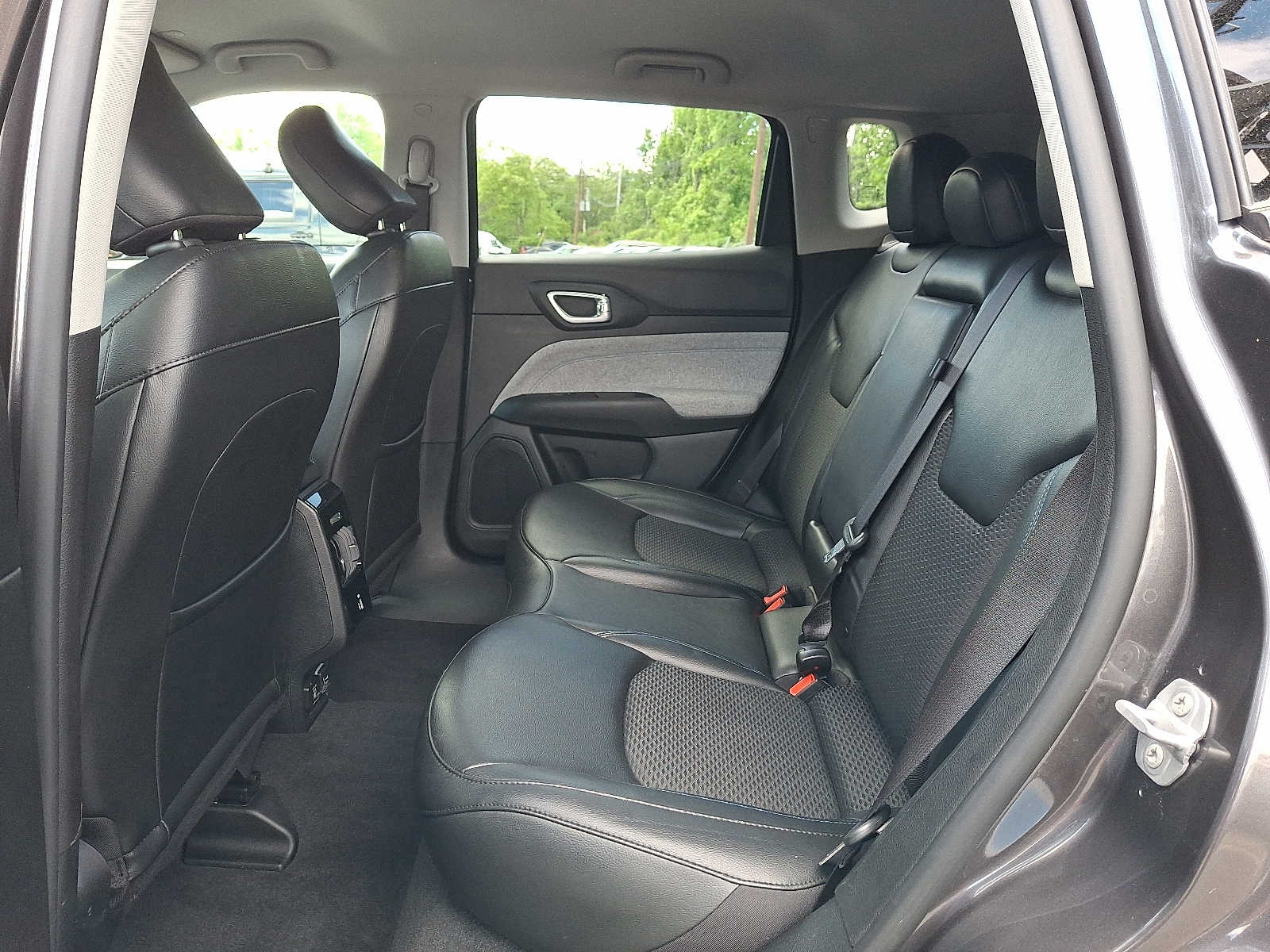 2022 Jeep Compass Latitude - Photo 11