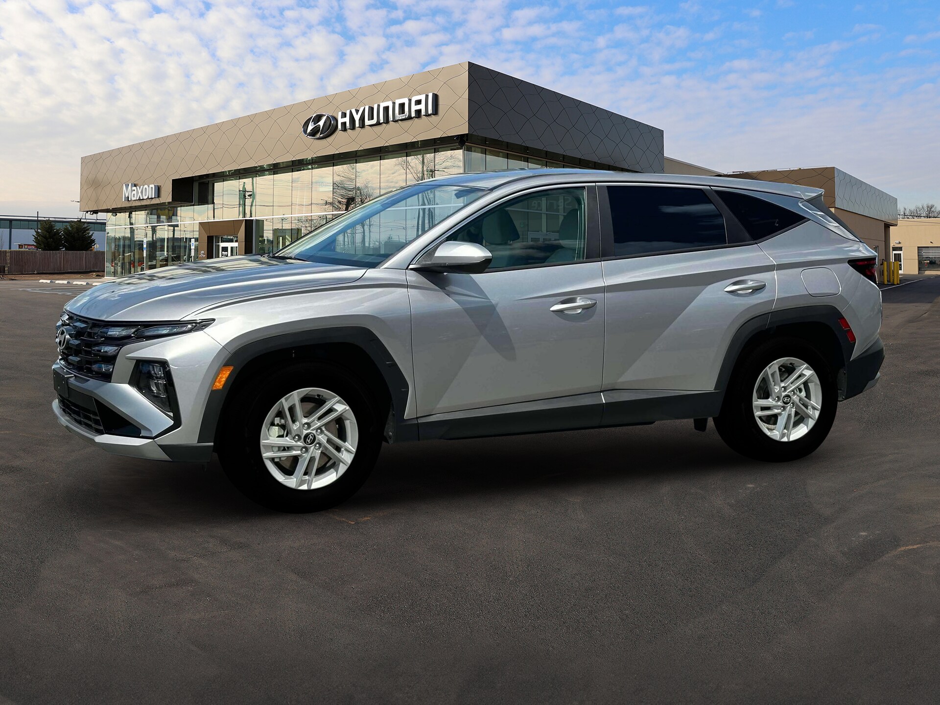 2026 Hyundai Tucson SE photo 2