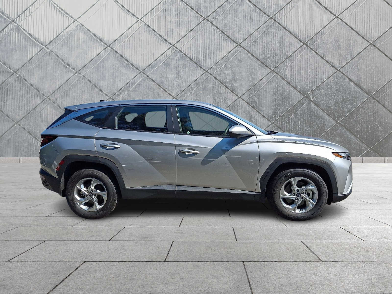 2024 Hyundai Tucson SE - Photo 8