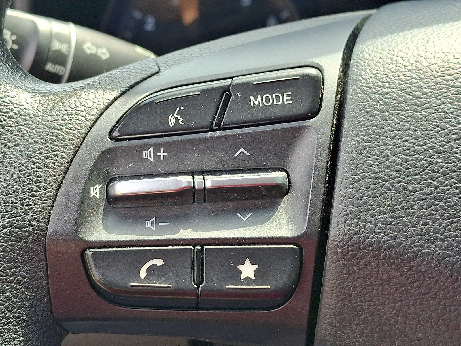 2023 Hyundai Kona SE - Photo 21