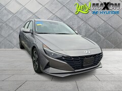 2023 Hyundai Elantra SEL Sedan