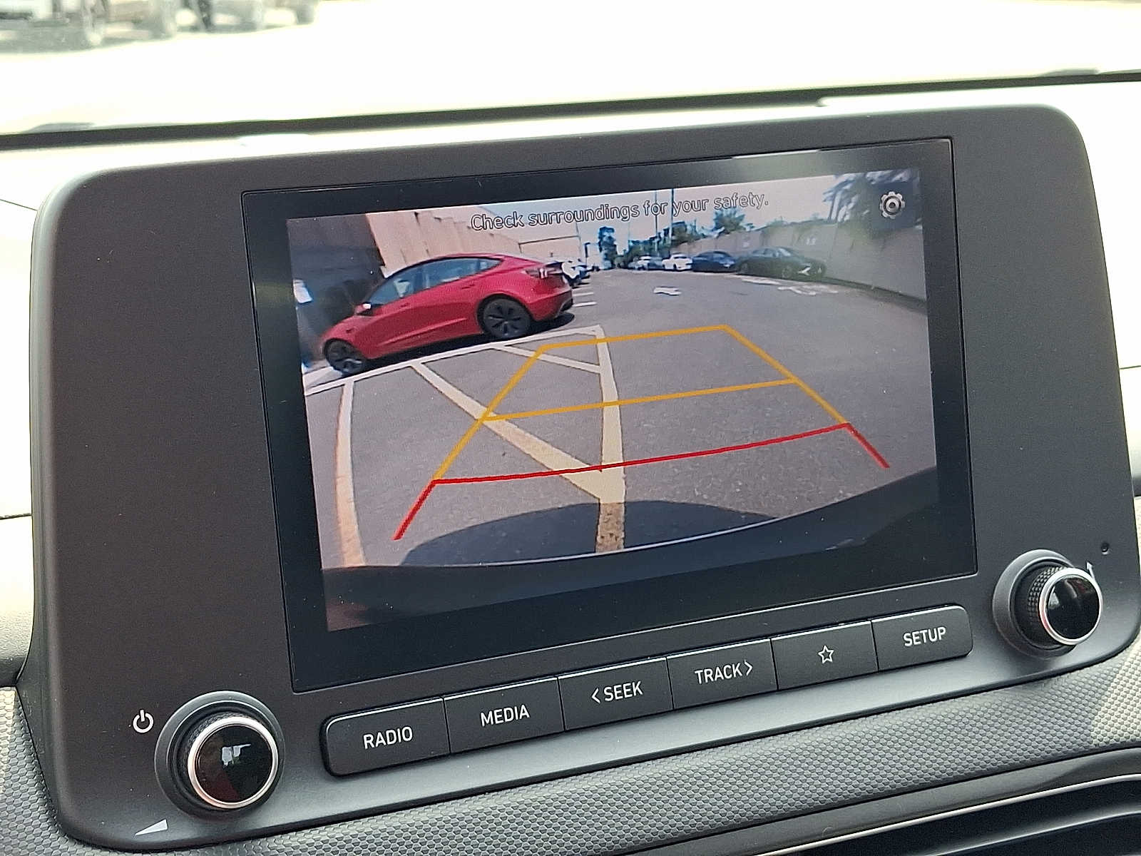 2023 Hyundai Kona SE - Photo 18