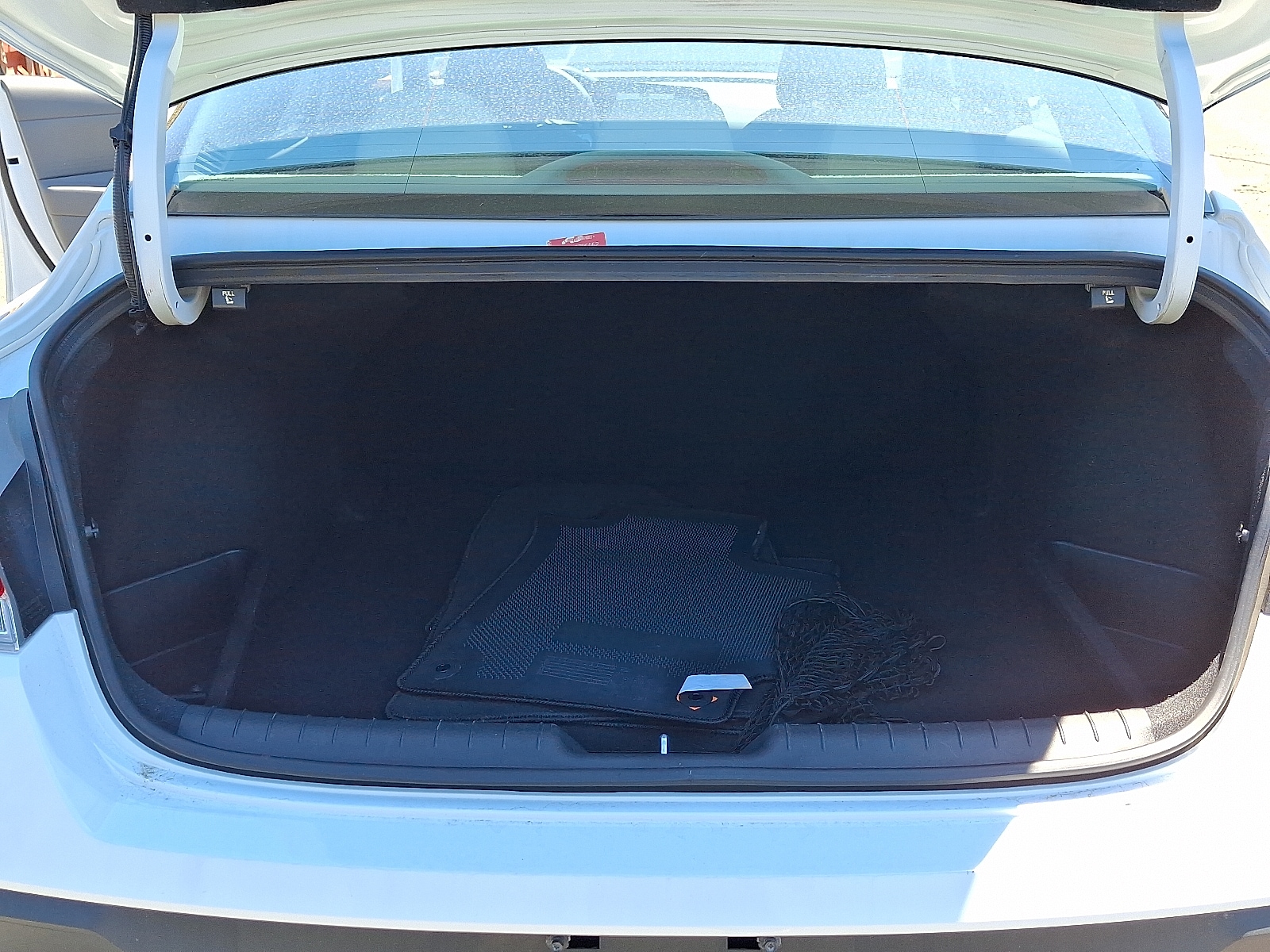2024 Hyundai Elantra SEL - Photo 29