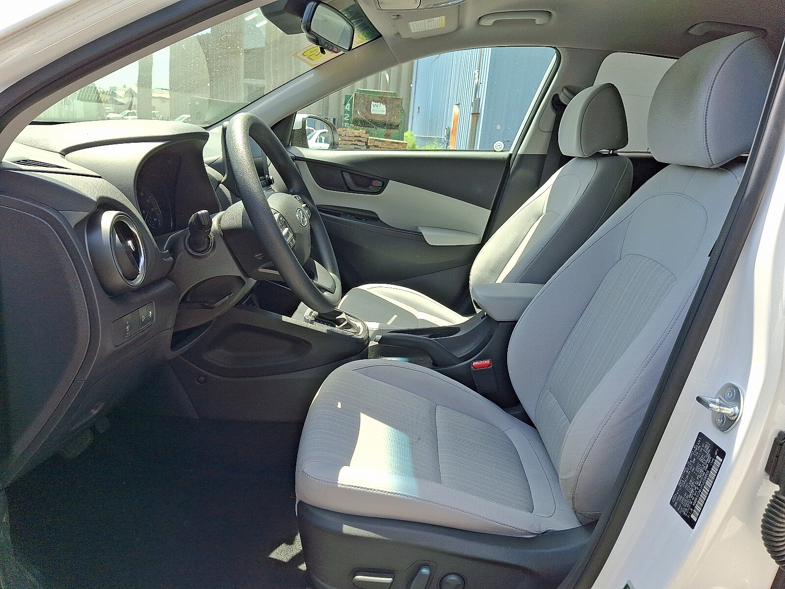 2023 Hyundai Kona SEL - Photo 14
