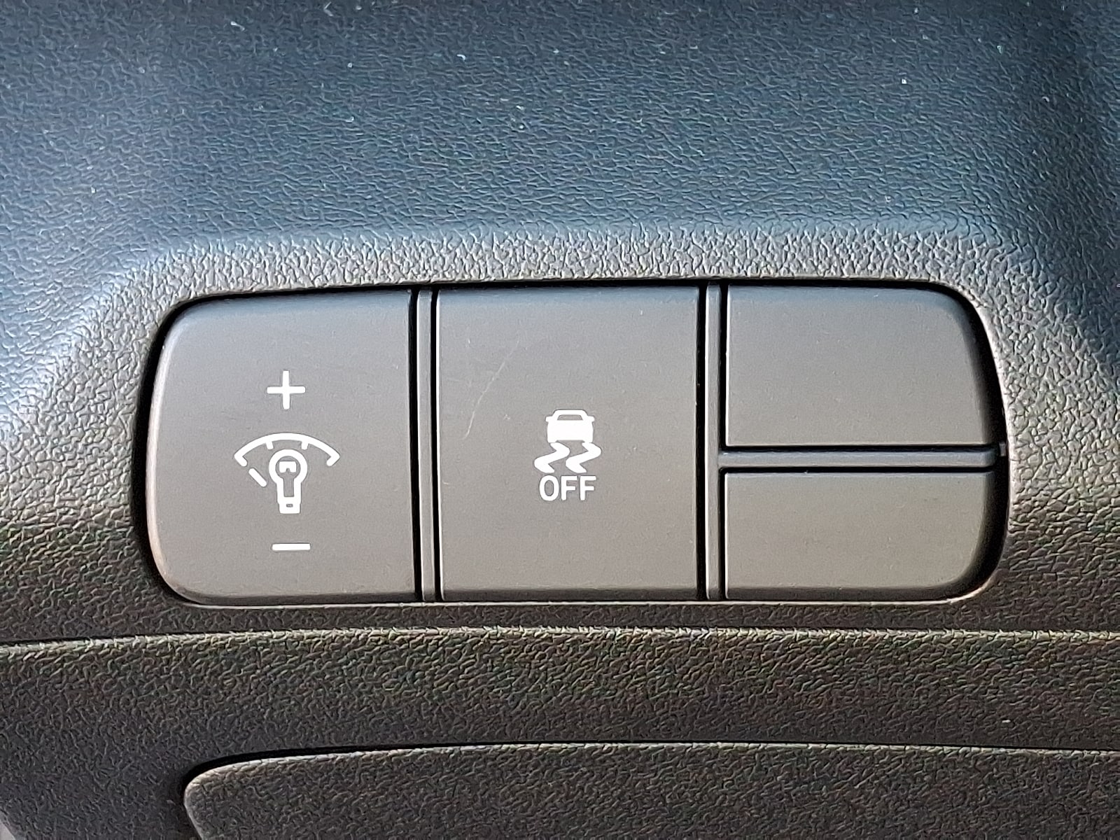 2025 Hyundai Elantra SEL - Photo 27