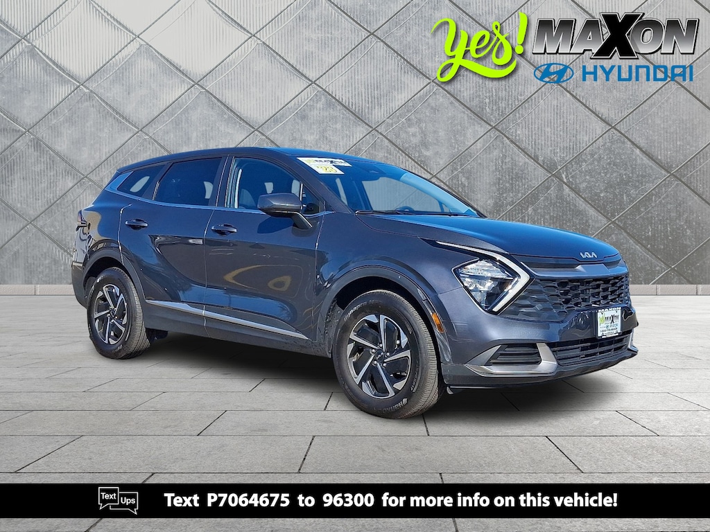 Used 2023 Kia Sportage Hybrid LX SUV