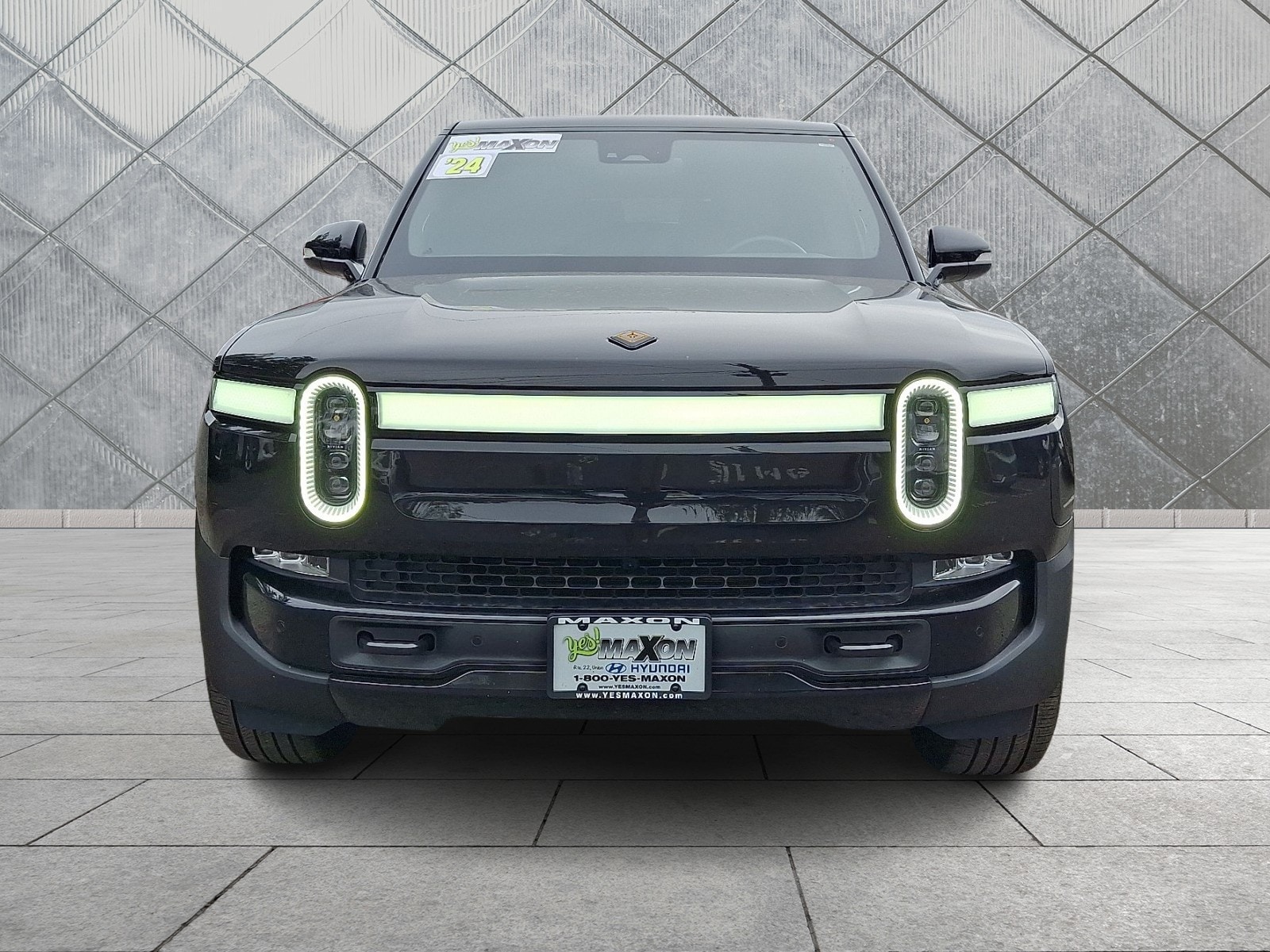 Used 2024 Rivian R1S Adventure with VIN 7PDSGBBA4RN039544 for sale in Union, NJ