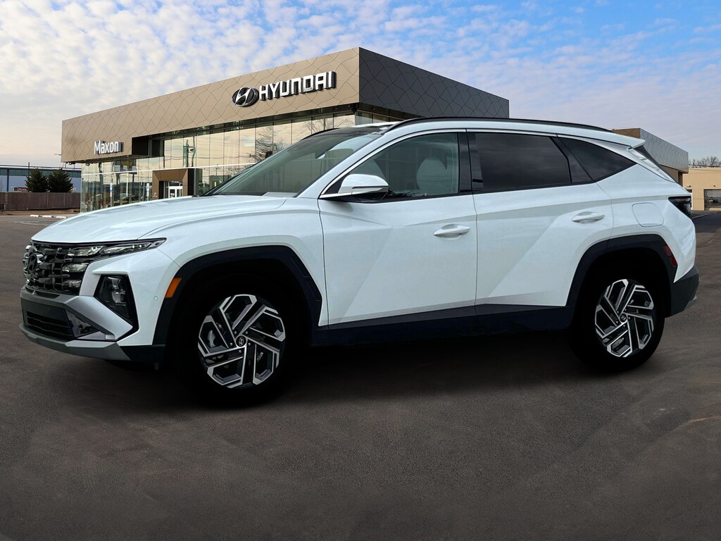New 2025 Hyundai Tucson Hybrid Limited SUV