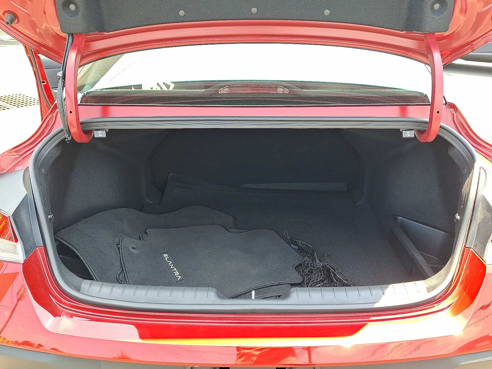 2026 Hyundai Elantra SEL Sport - Photo 29