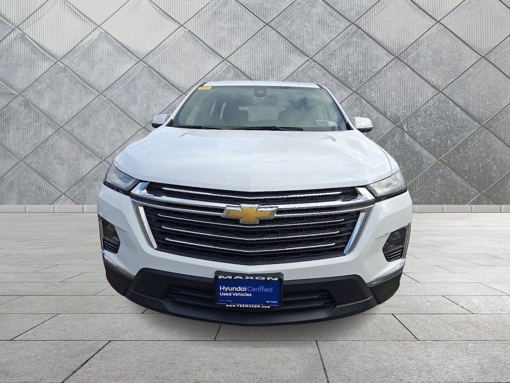 Used 2023 Chevrolet Traverse LT Cloth w/1LT SUV