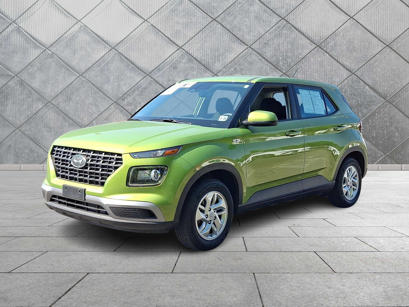 2024 Hyundai Venue SE - Photo 3