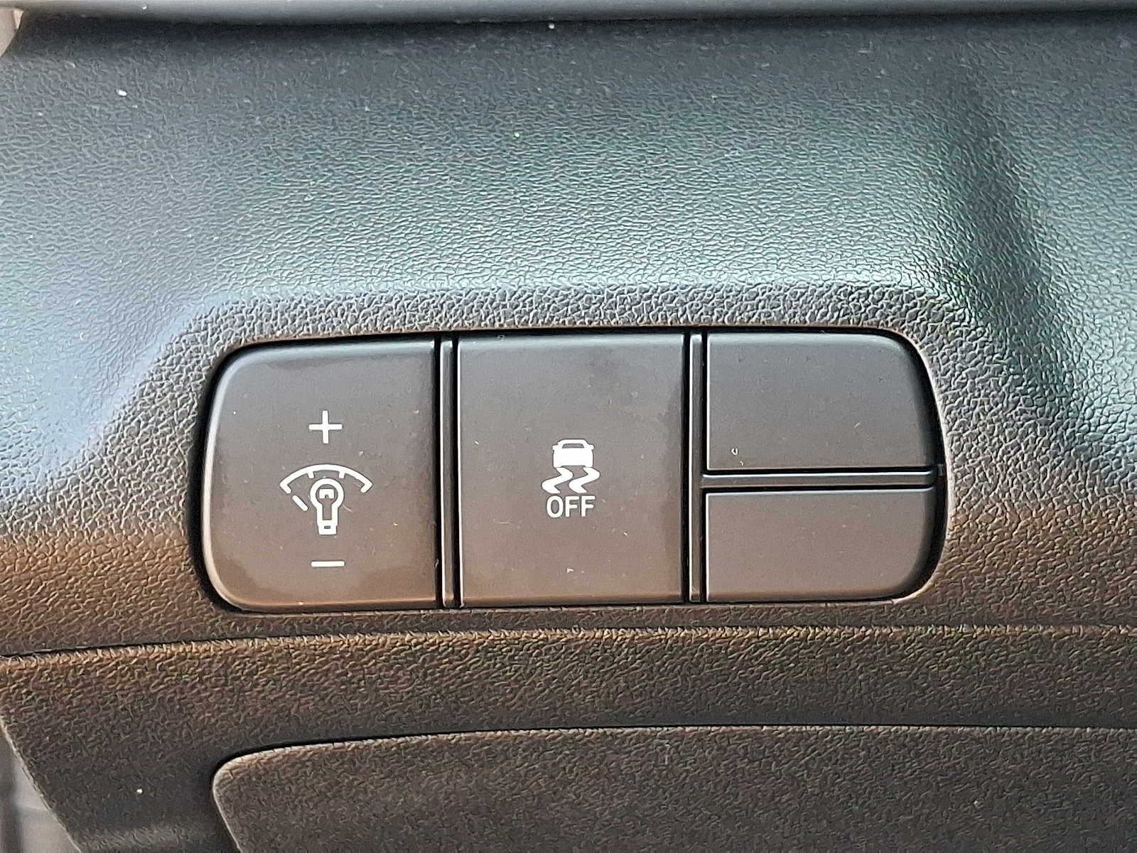 2024 Hyundai Elantra SEL - Photo 28