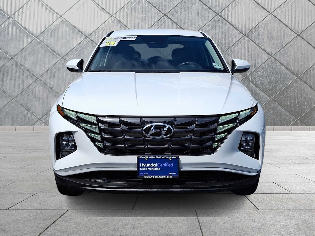 Used 2024 Hyundai Tucson SE SUV