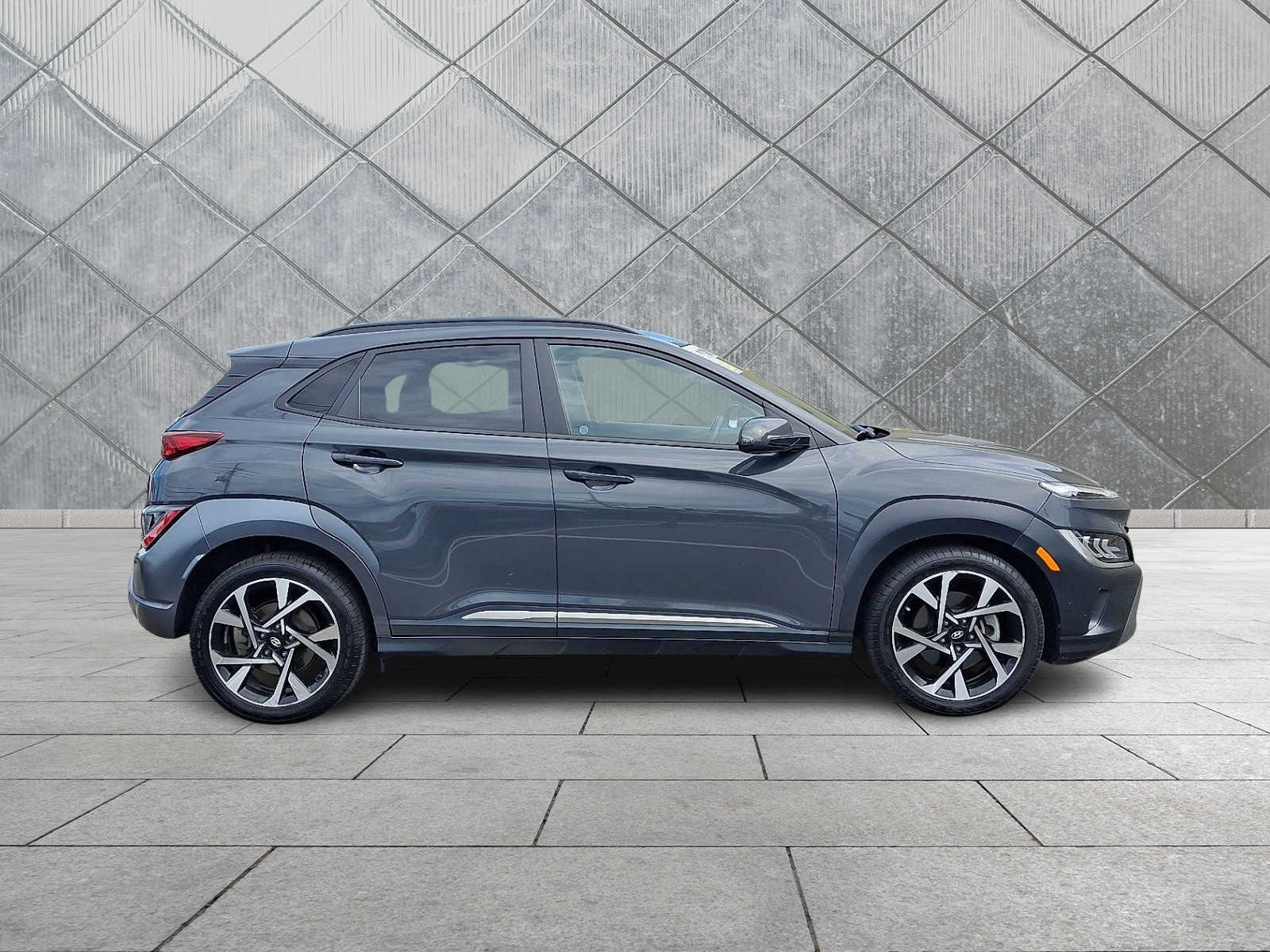 2023 Hyundai Kona Limited - Photo 8