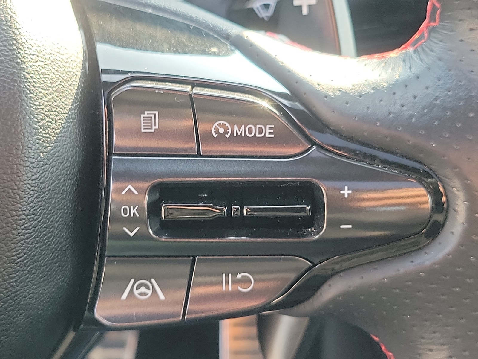2023 Hyundai Elantra N Line - Photo 23