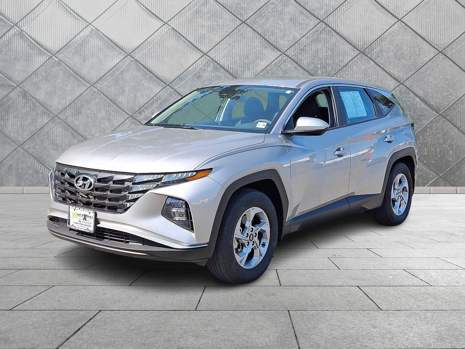 2024 Hyundai Tucson SE - Photo 3