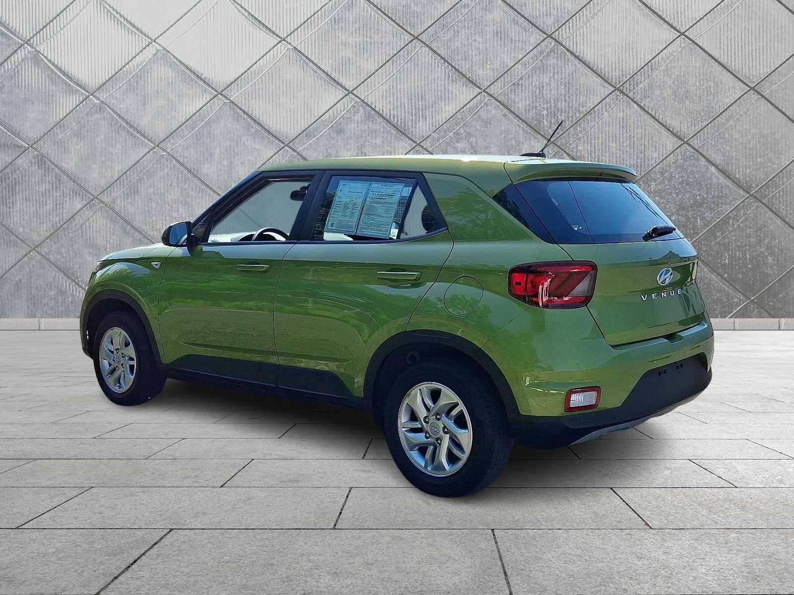 2024 Hyundai Venue SE - Photo 5