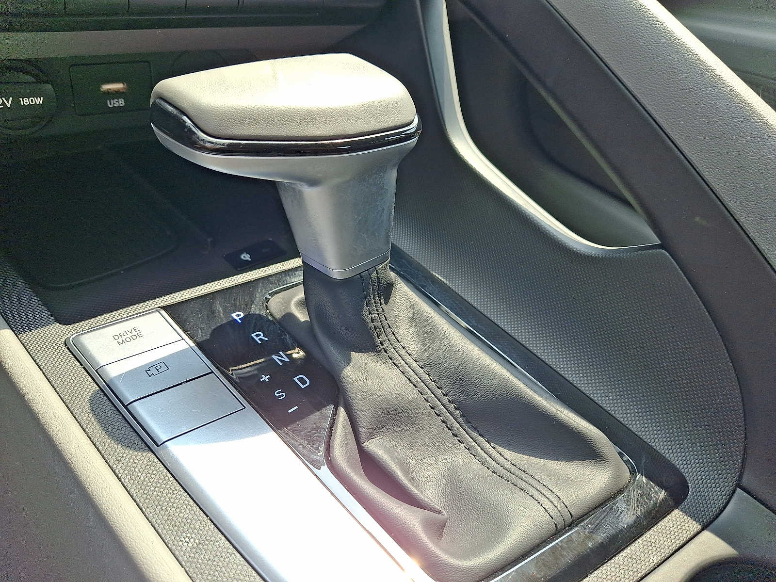2026 Hyundai Elantra SEL Sport - Photo 15
